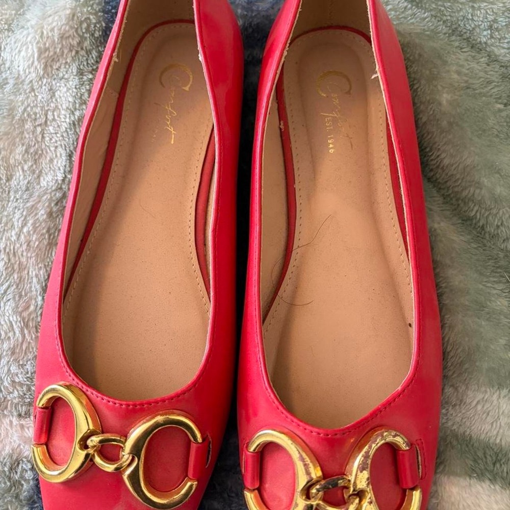 Cato Comfort Red Gold Chain Ballet Flats Women's Size 8